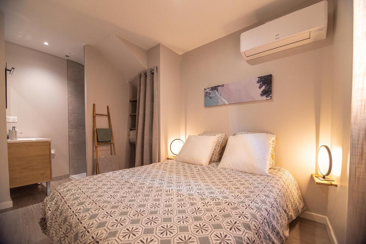 Au Coin Des Vins Apartman Tulette Kültér fotó